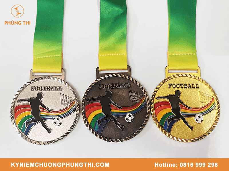 Ý nghĩa của huy chương bóng đá là gì? Cách lưu giữ kỷ niệm này!
