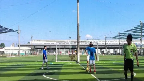 Kích thước sân và quy định theo luật bóng đá sân 5 mới nhất？